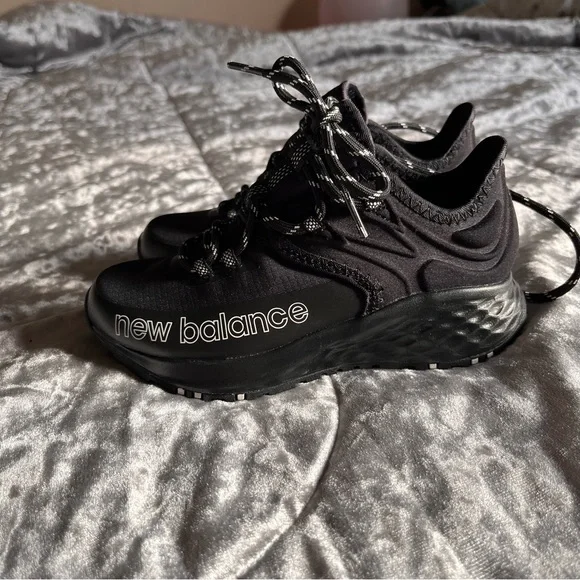 Little boy new balance black - Picture 3 of 13